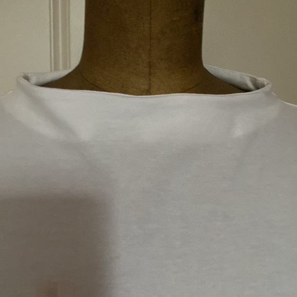 TAIFUN WHITE TOP . - Picture 7 of 11